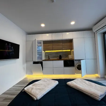 Fix Studio - Belair Luxury Accomodation - Terrace & Clubs